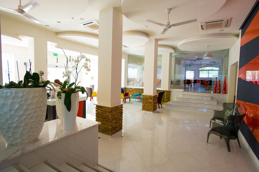 Tsanotel Limassol Exterior photo