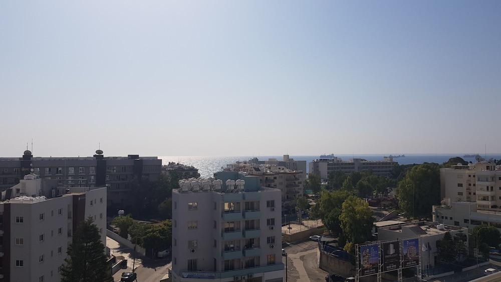 Tsanotel Limassol Exterior photo