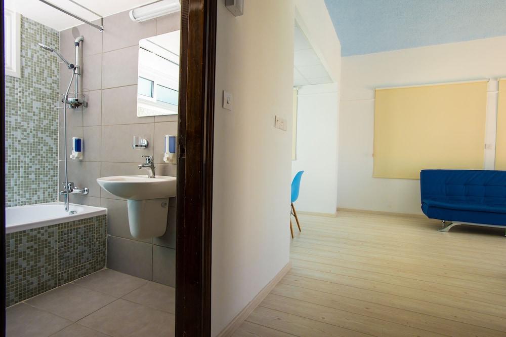 Tsanotel Limassol Exterior photo