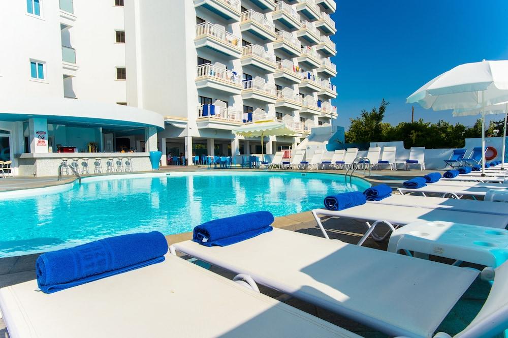 Tsanotel Limassol Exterior photo